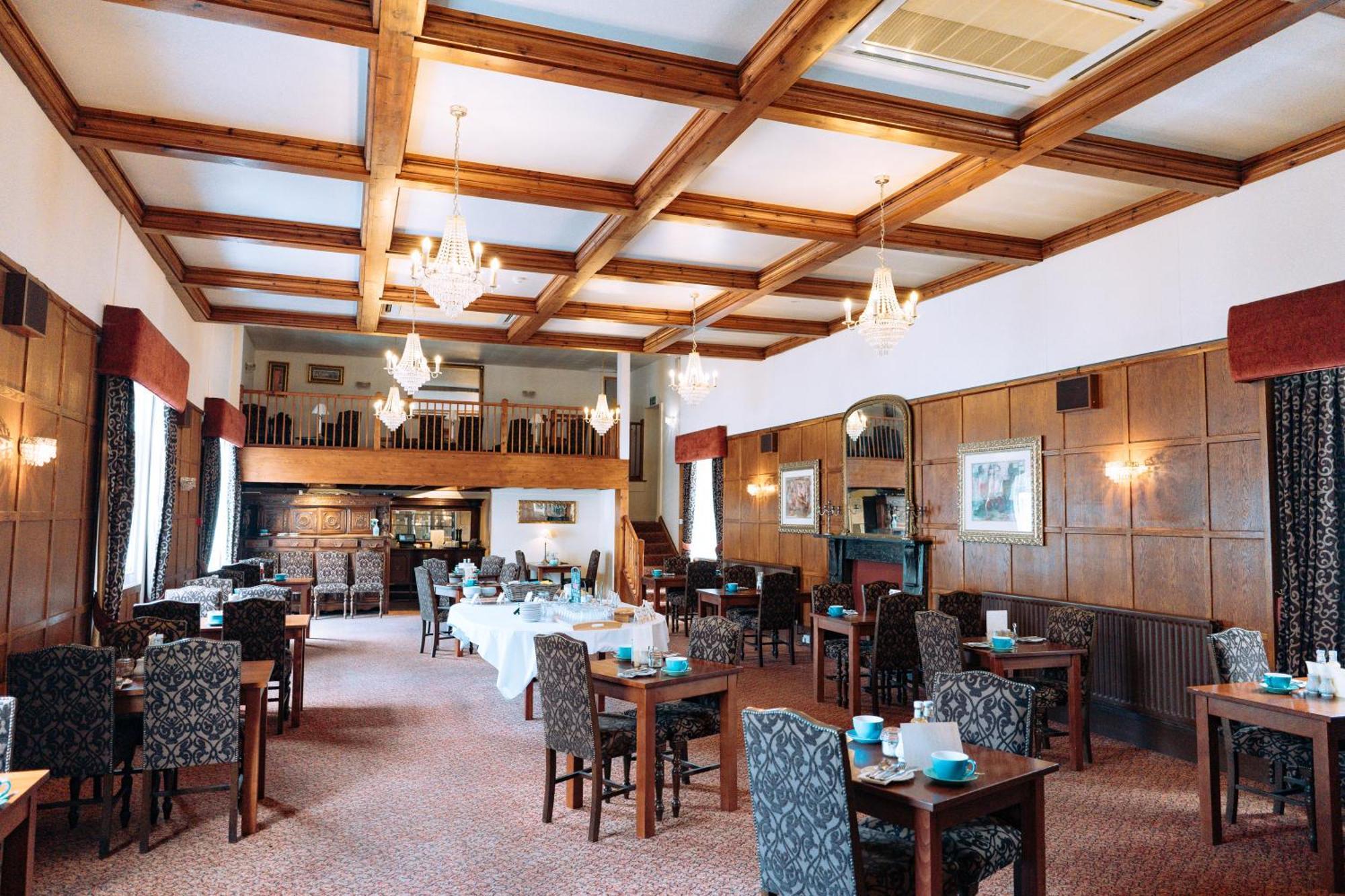 The Royal Lion Hotel Lyme Regis Bagian luar foto