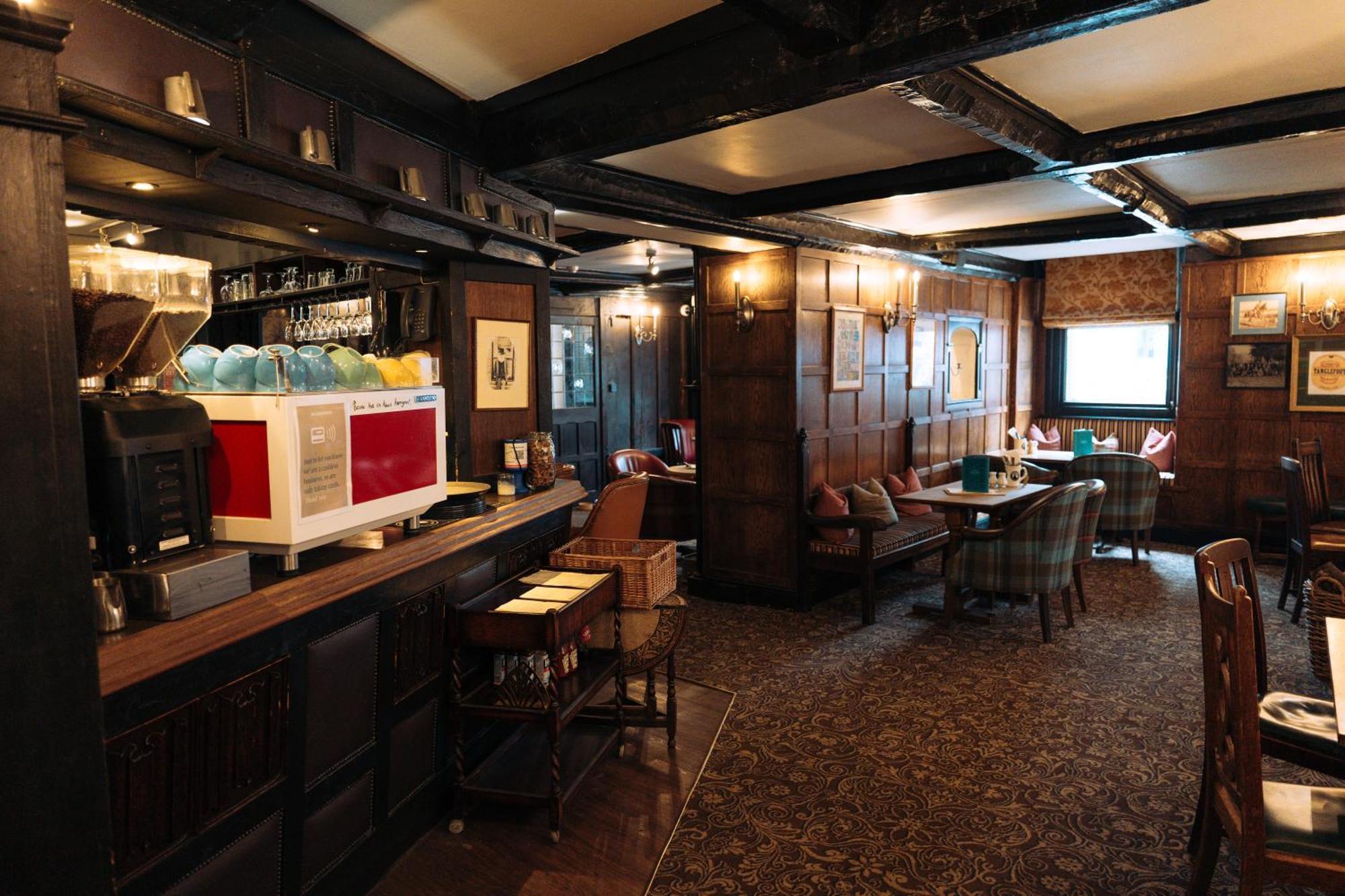 The Royal Lion Hotel Lyme Regis Bagian luar foto